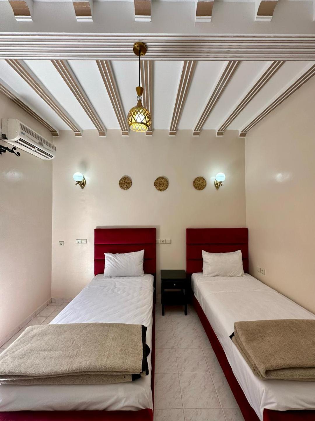 Hotel Zaghro Tajda Kültér fotó